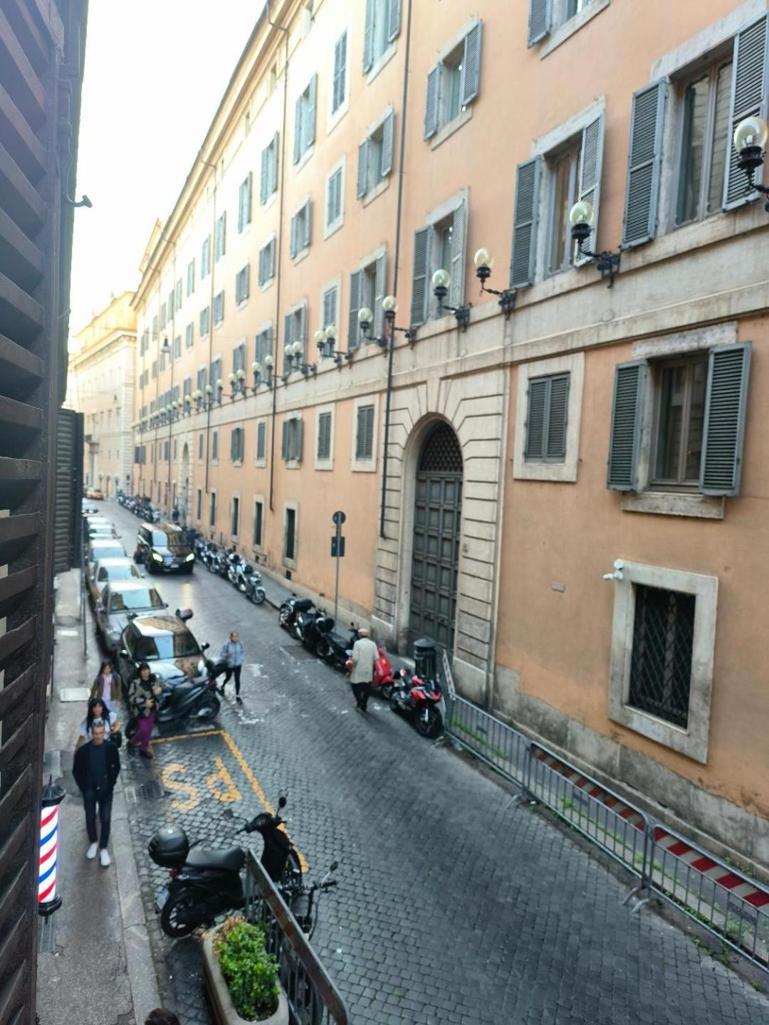 Dulcis In Pantheon Roma